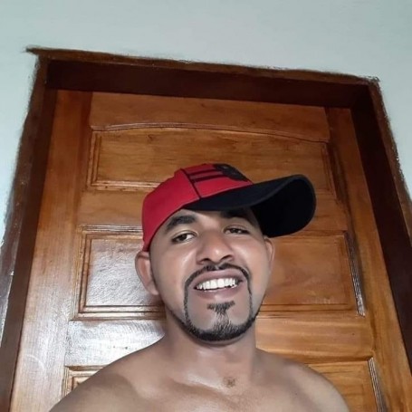 Eduardo, 27, Salvador