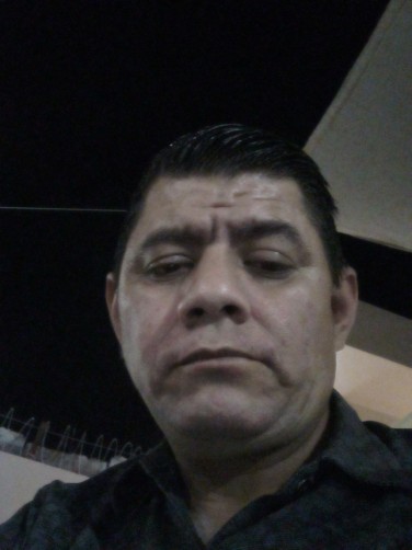 Leonel, 40, Nuevo Laredo