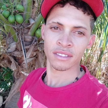 Daniel, 24, Saco dos Bois