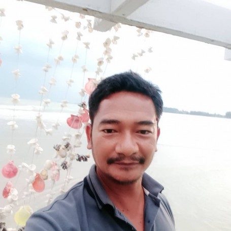 Prasit, 31, Songkhla