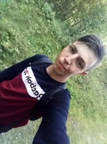 Никита, 18, Zlatoust