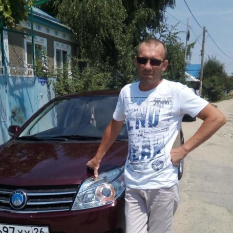 Андрей, 43, Mikhaylovsk