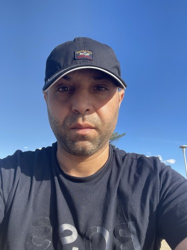 Omar, 41, Edmonton