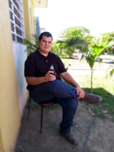 Alejandro, 28, Colima