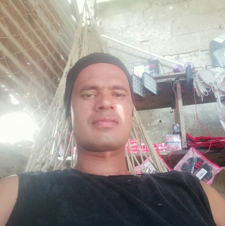 Luis, 43, La Guatilla