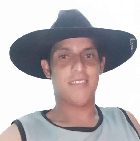Luiz Carlos, 29, Bom Despacho