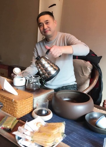 Wangming, 55, Hong Erdui