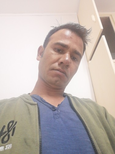Razzaq, 36, Nicosia