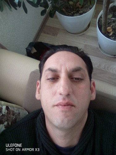 Nevzat, 42, Tirana