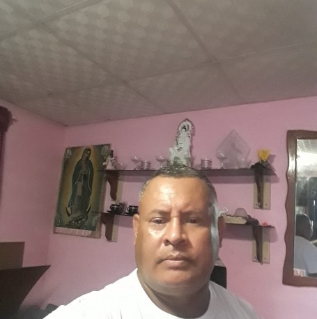 Nestor, 51, Panama City