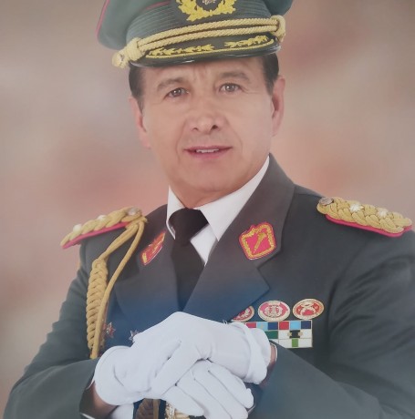 Lucio Orlando, 59, Cochabamba