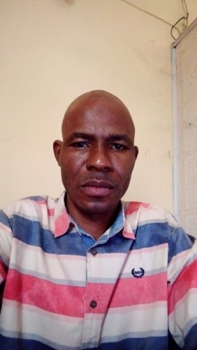 Oumar, 41, Kinshasa