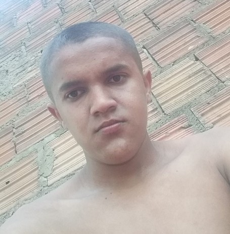 Jose, 18, Tupanatinga