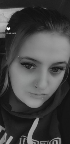 Yuliya, 25, Saint Petersburg