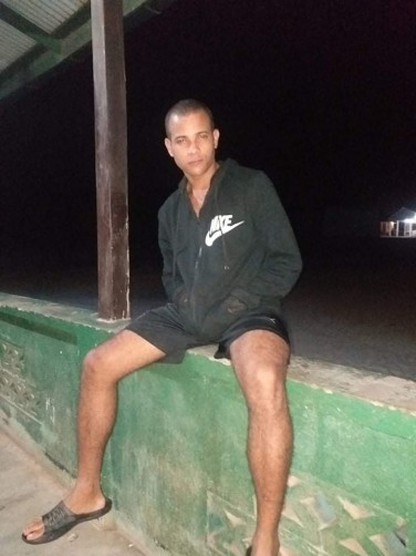 John, 27, Paramaribo