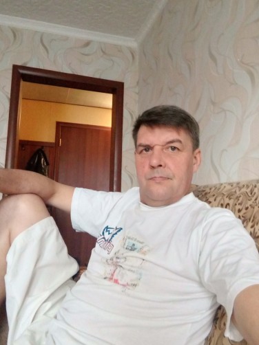 Сергей, 53, Teple
