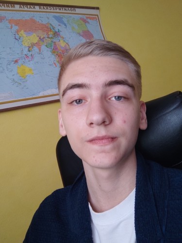 Вячеслав, 19, Shakhty