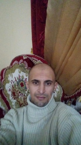 Kader, 40, Algiers