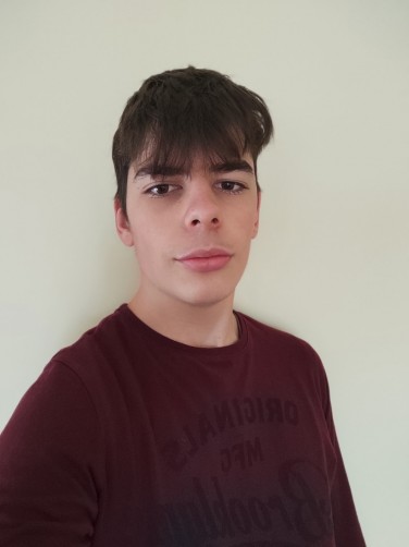 Oscar, 18, Negreira