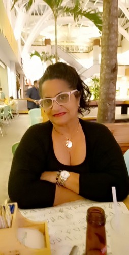 Ana Costa, 64, Rio de Janeiro