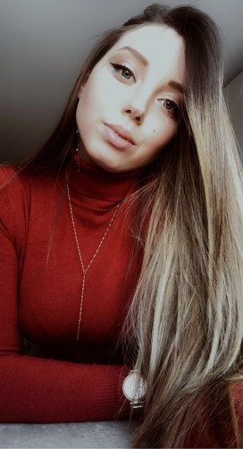 Lina, 21, Riga
