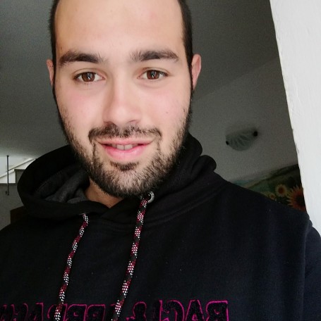 Gianluca, 27, Teramo