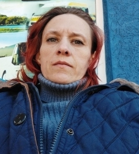 Irina Komolova, 40, Chystyakove