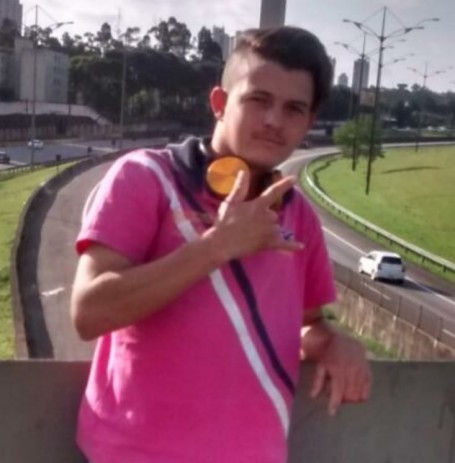 João Paulo, 21, Guarulhos