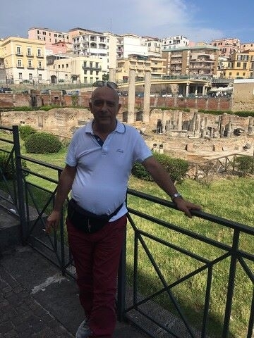 Francesco, 62, Naples
