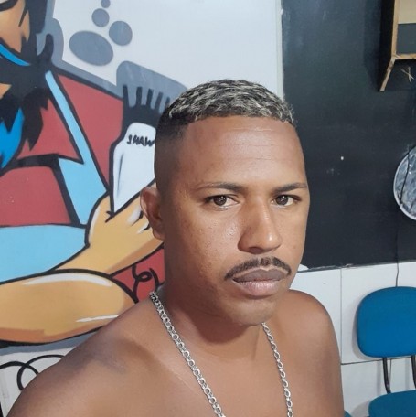 Luciano, 33, Mata de Sao Joao