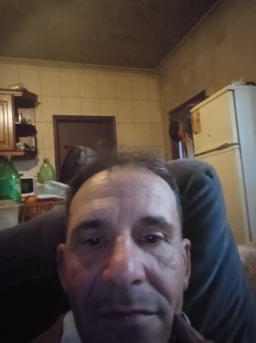 João Gabriel, 57, Alijo