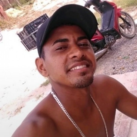 Jobson, 29, Salvador