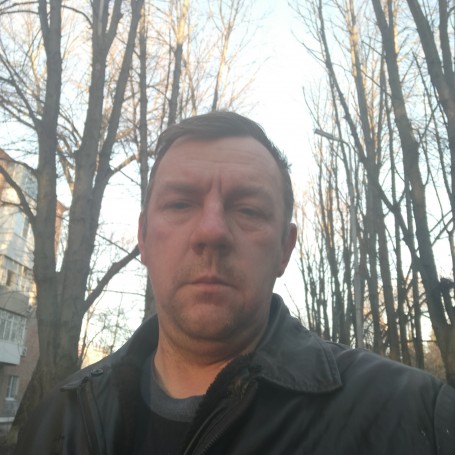 Анатолий, 41, Tselina
