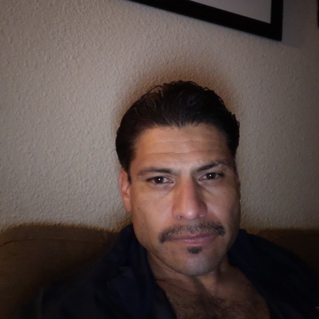 Cesar, 44, Green Bay
