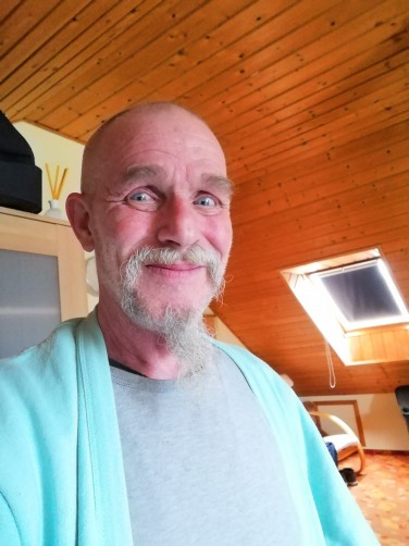 Peter, 64, Augustfehn