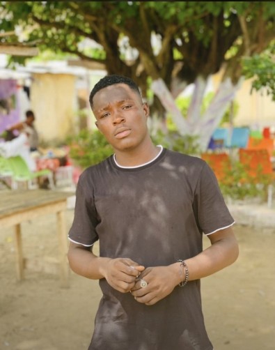 Guie, 18, Abidjan