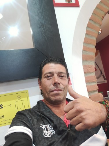 Diego, 45, Cadiz