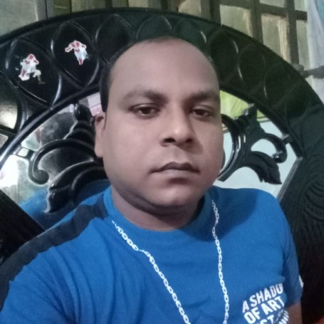 MD Alamgir, 33, Dhaka