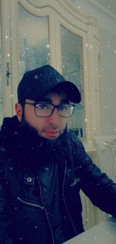 Alim, 34, Grozny