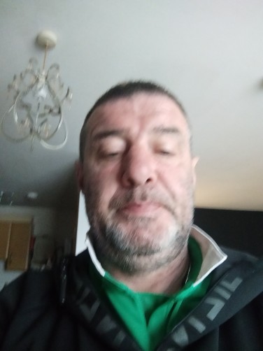 Damian, 45, Dublin