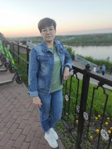 Людмила, 53, Kirovo-Chepetsk