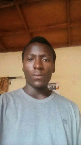 Nizal, 25, Bujumbura