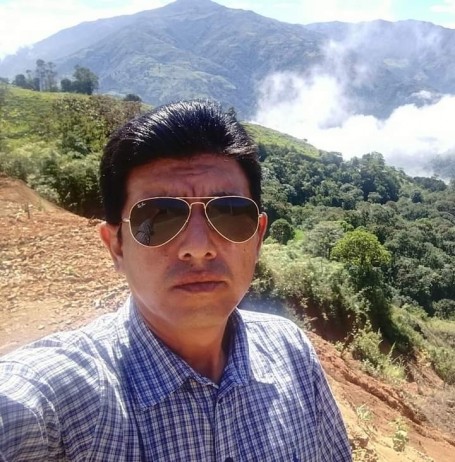 Jose, 46, Quito