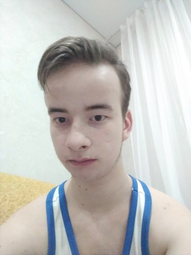 Игорь, 18, Yartsevo