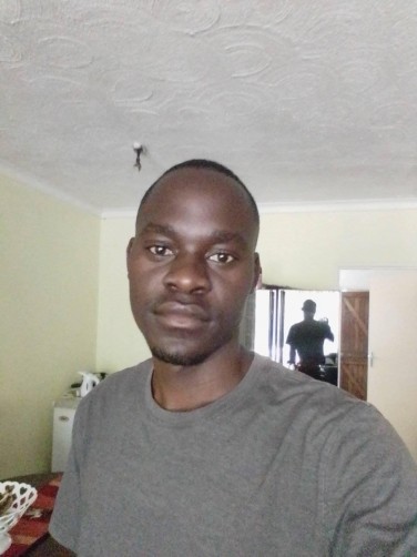 Simbarashe, 27, Harare