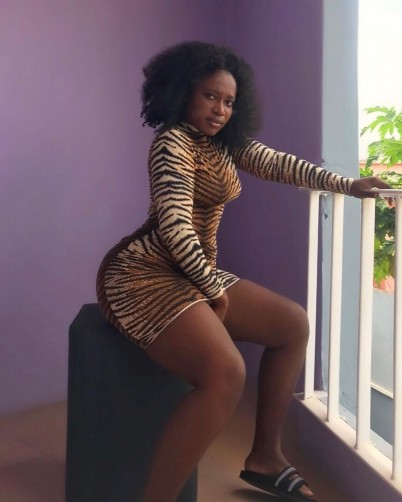 Gloria, 30, Accra