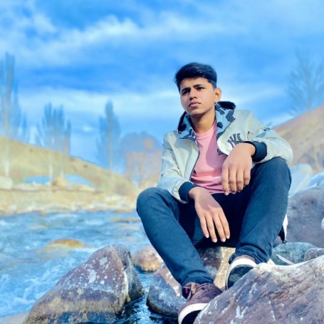 Sunil, 22, Bishkek