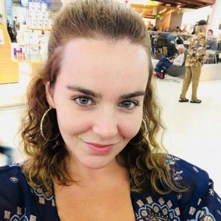 Juliana, 27, Boston