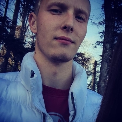 Александр, 25, Kochubey