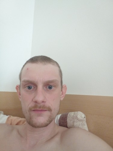 Luke, 30, Brno